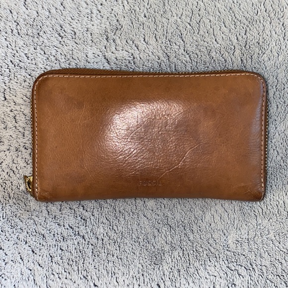 Fossil Wallet - Picture 2 of 5